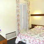 Nouvel Hotel Paris 18